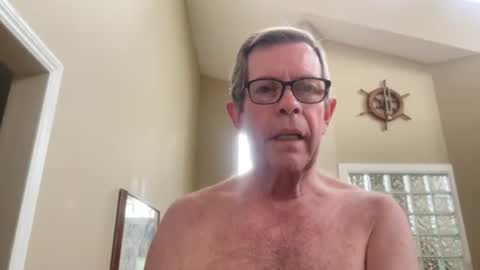 Handsomeone6969 online show from May 2026 01:11:02 AM