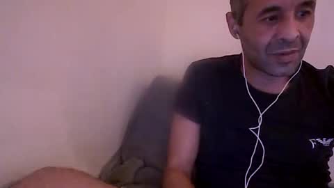 Snapshot of handsomepenis20cm chatting on November 2025 03:12:02 PM handsomepenis20cm online show from November 2025 03:12:02 PM