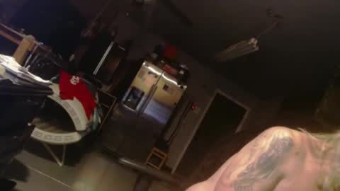 Snapshot of handyman5303 chatting on December 2024 07:33:01 PM Handystudman online show from December 2024 07:33:01 PM