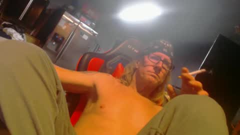 Snapshot of handyman5303 chatting on January 2025 12:44:02 PM Handystudman online show from January 2025 12:44:02 PM