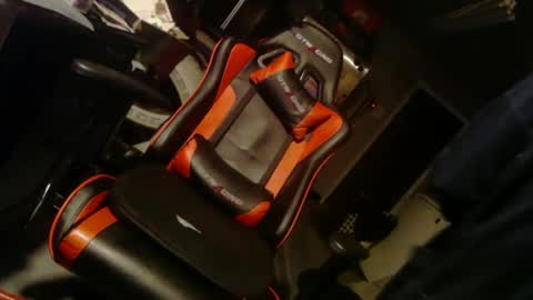 Snapshot of handyman5303 chatting on January 2025 05:51:02 AM Handystudman online show from January 2025 05:51:02 AM