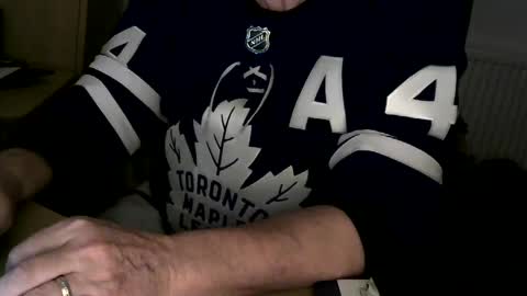 Snapshot of handz2 chatting on January 2025 05:00:02 PM handz2 online show from January 2025 05:00:02 PM