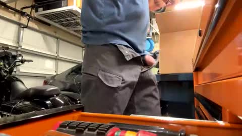 Snapshot of hangit0ut chatting on December 2024 04:28:02 PM hangit0ut online show from December 2024 04:28:02 PM