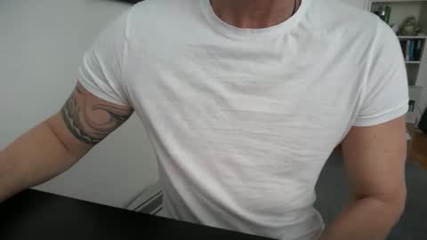 Snapshot of hankmoody6 chatting on April 2026 09:54:01 AM hanky online show from April 2026 09:54:01 AM