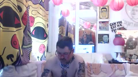 Snapshot of hankrams chatting on April 2026 07:18:02 PM hank rams online show from April 2026 07:18:02 PM