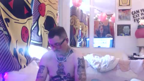 Snapshot of hankrams chatting on May 2026 02:47:02 PM hank rams online show from May 2026 02:47:02 PM