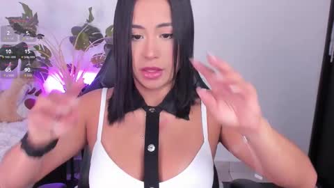 hanna online show from October 2025 07:05:02 PM