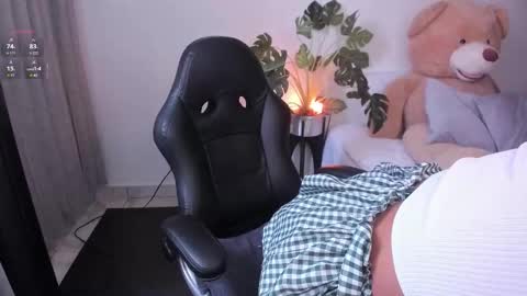 Snapshot of hanna_1sweet chatting on February 2026 07:21:01 PM hanna online show from February 2026 07:21:01 PM