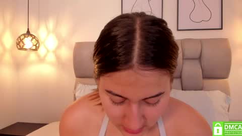 hanna__evans_ online show from April 2026 10:51:02 AM