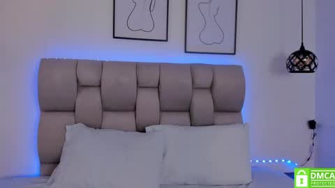 hanna__evans_ online show from May 2026 12:23:01 PM