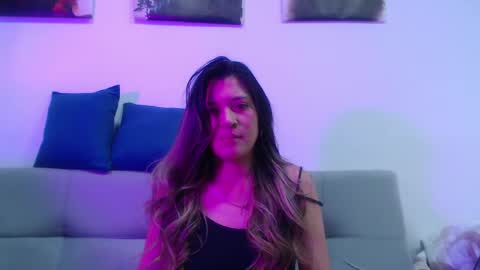 Snapshot of hanna__jones7 chatting on April 2026 08:28:02 PM Hanna online show from April 2026 08:28:02 PM