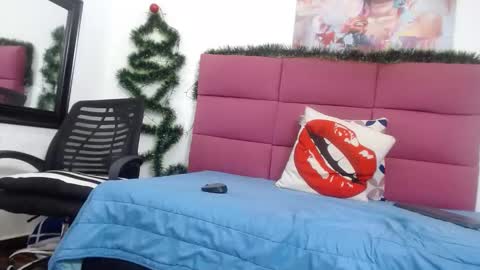 Snapshot of hanna__palmer1 chatting on December 2024 11:45:02 AM Hanna Palmer online show from December 2024 11:45:02 AM