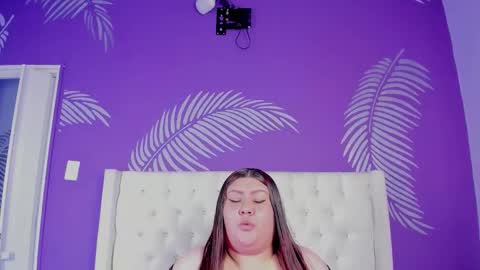 Snapshot of hanna_baker__ chatting on March 2026 07:18:02 PM hanna_baker__ online show from March 2026 07:18:02 PM