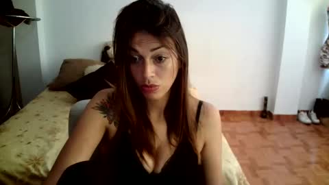 Snapshot of hanna_charming chatting on December 2024 04:57:01 PM Hanna charming online show from December 2024 04:57:01 PM
