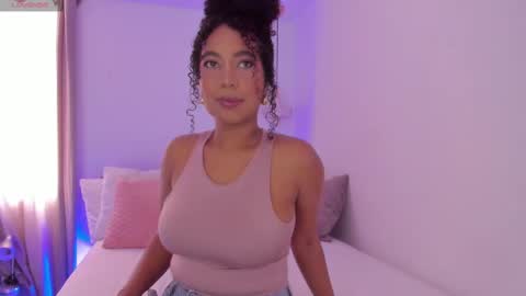 Snapshot of hanna_cupper chatting on September 2025 01:44:02 PM Hanna online show from September 2025 01:44:02 PM