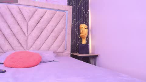 Hanna online show from October 2025 09:23:01 PM