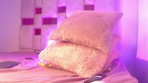 H A N A FOXX online show from April 2026 02:58:01 AM