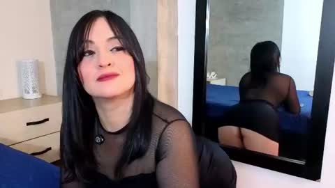 Snapshot of hanna_gatess chatting on June 2026 11:48:01 AM ANA online show from June 2026 11:48:01 AM