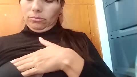 HANNA online show from November 2025 09:05:02 PM