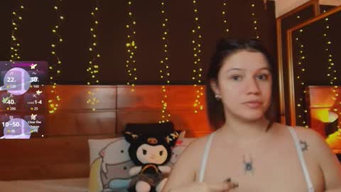 Hanna online show from November 2025 03:05:01 AM