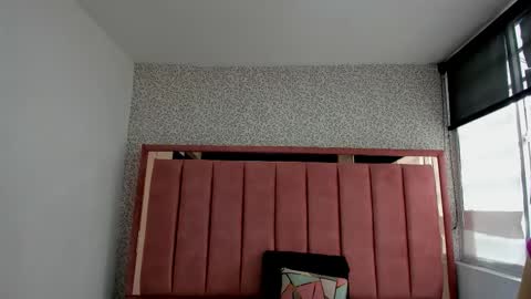 Snapshot of hanna_lee__ chatting on October 2025 07:34:01 PM H A N N A online show from October 2025 07:34:01 PM