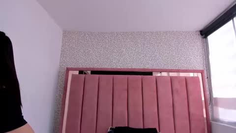 Snapshot of hanna_lee__ chatting on November 2025 07:59:01 PM H A N N A online show from November 2025 07:59:01 PM