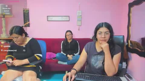 Hanna online show from November 2025 01:58:01 PM