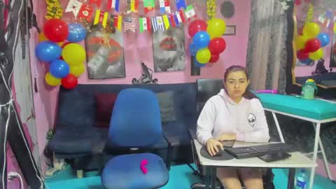 Hanna online show from June 2026 12:09:02 PM