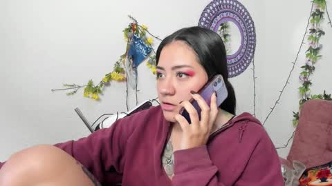 Camila online show from December 2024 06:52:02 PM