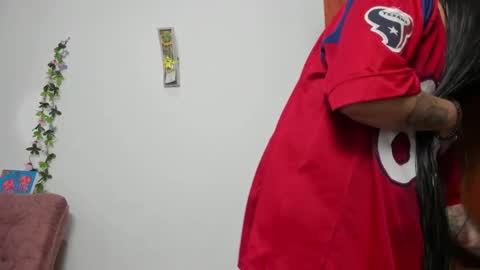 Camila online show from January 2025 05:50:01 PM