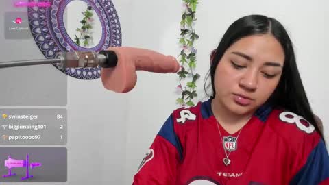 Camila online show from January 2025 08:31:02 PM