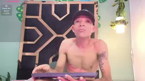 HANNA Y SEBAS online show from July 2026 06:57:02 PM