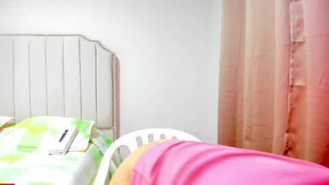 Hanna online show from September 2025 10:35:02 PM