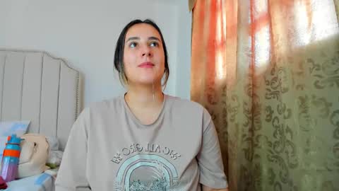 Hanna online show from December 2025 05:39:02 PM