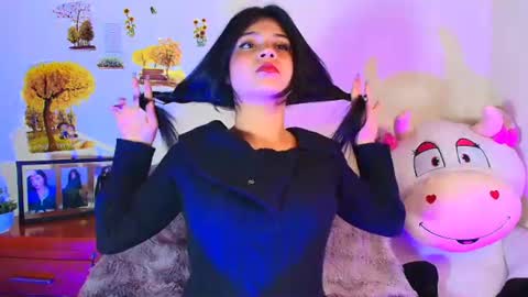 Hanna 3 online show from June 2026 06:06:02 PM