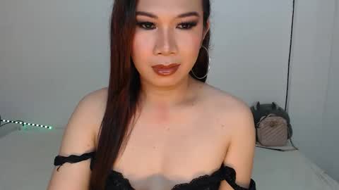 Hannah online show from September 2025 02:11:02 AM