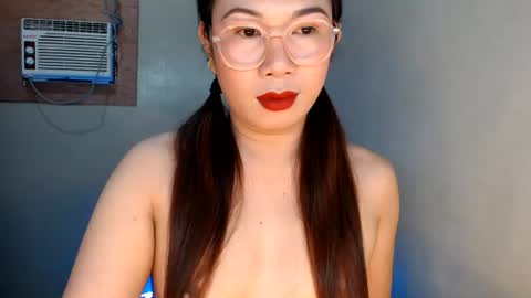 Snapshot of hannabanana_ts chatting on June 2026 04:15:02 AM Hannah online show from June 2026 04:15:02 AM