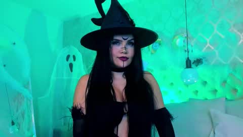 Snapshot of hannabruunn chatting on October 2025 02:01:02 AM Hanna Brunn online show from October 2025 02:01:02 AM