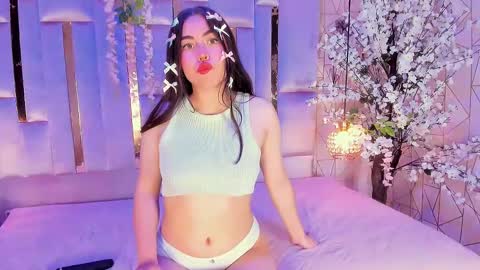 hannacollins_2 online show from October 2025 01:29:02 PM