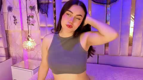 hannacollins_2 online show from November 2025 12:37:02 PM