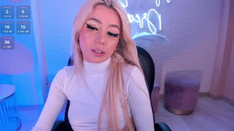 Snapshot of hannaconnor_ chatting on January 2025 01:58:02 AM Hanna Connor online show from January 2025 01:58:02 AM