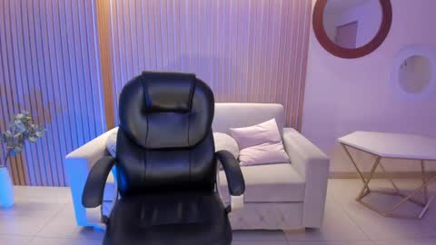 Snapshot of hannaconnor_ chatting on March 2025 10:20:02 PM Hanna Connor online show from March 2025 10:20:02 PM