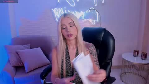 Snapshot of hannaconnor_ chatting on March 2025 08:57:01 PM Hanna Connor online show from March 2025 08:57:01 PM