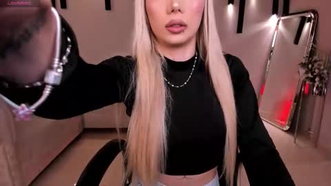 Snapshot of hannaconnor_ chatting on October 2025 08:20:02 PM Hanna Connor online show from October 2025 08:20:02 PM