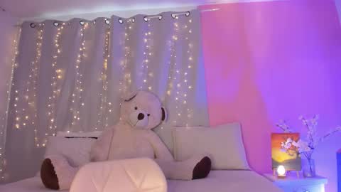 hannacruzsj online show from February 2026 06:11:01 PM