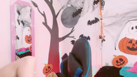 Hannah 027 online show from October 2025 10:36:01 AM