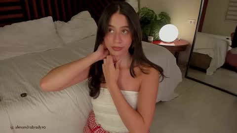 Hannah online show from March 2026 01:32:01 AM