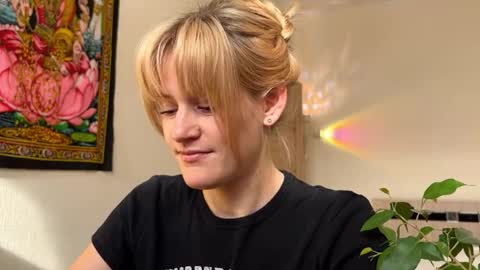 Snapshot of hannah_levis_ chatting on March 2026 06:39:01 AM hannah levis online show from March 2026 06:39:01 AM