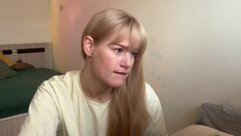 Snapshot of hannah_levis_ chatting on April 2026 05:40:02 AM hannah levis online show from April 2026 05:40:02 AM