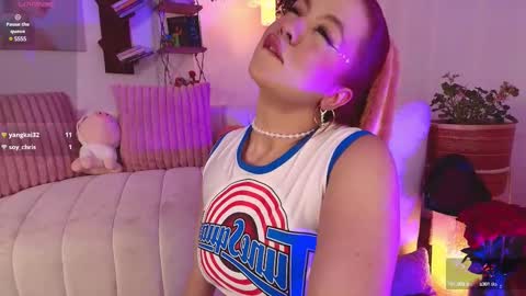 hannah_lovee online show from February 2025 06:33:01 AM